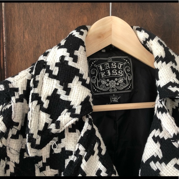 **SOLD Longline houndstooth jacket - Picture 2 of 14
